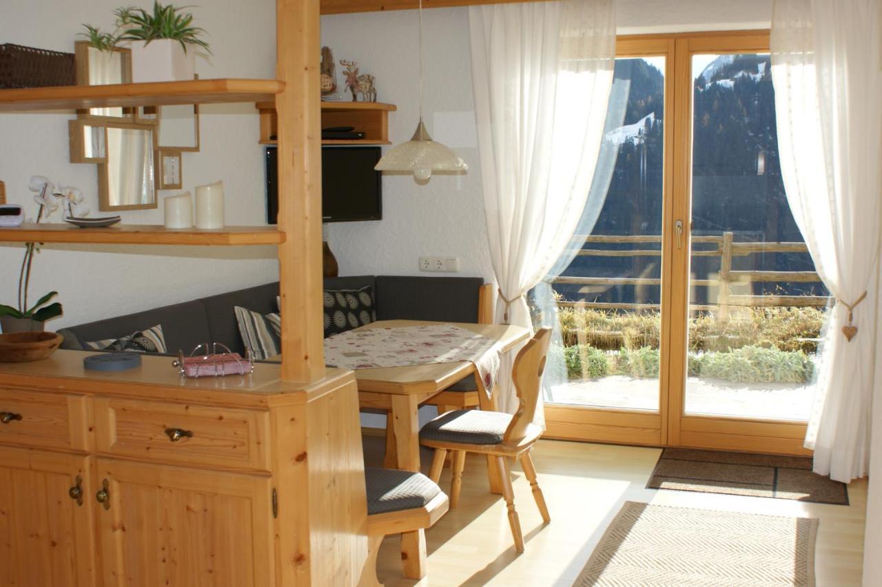 Haus Am Stein Apartment Finkenberg Ngoại thất bức ảnh